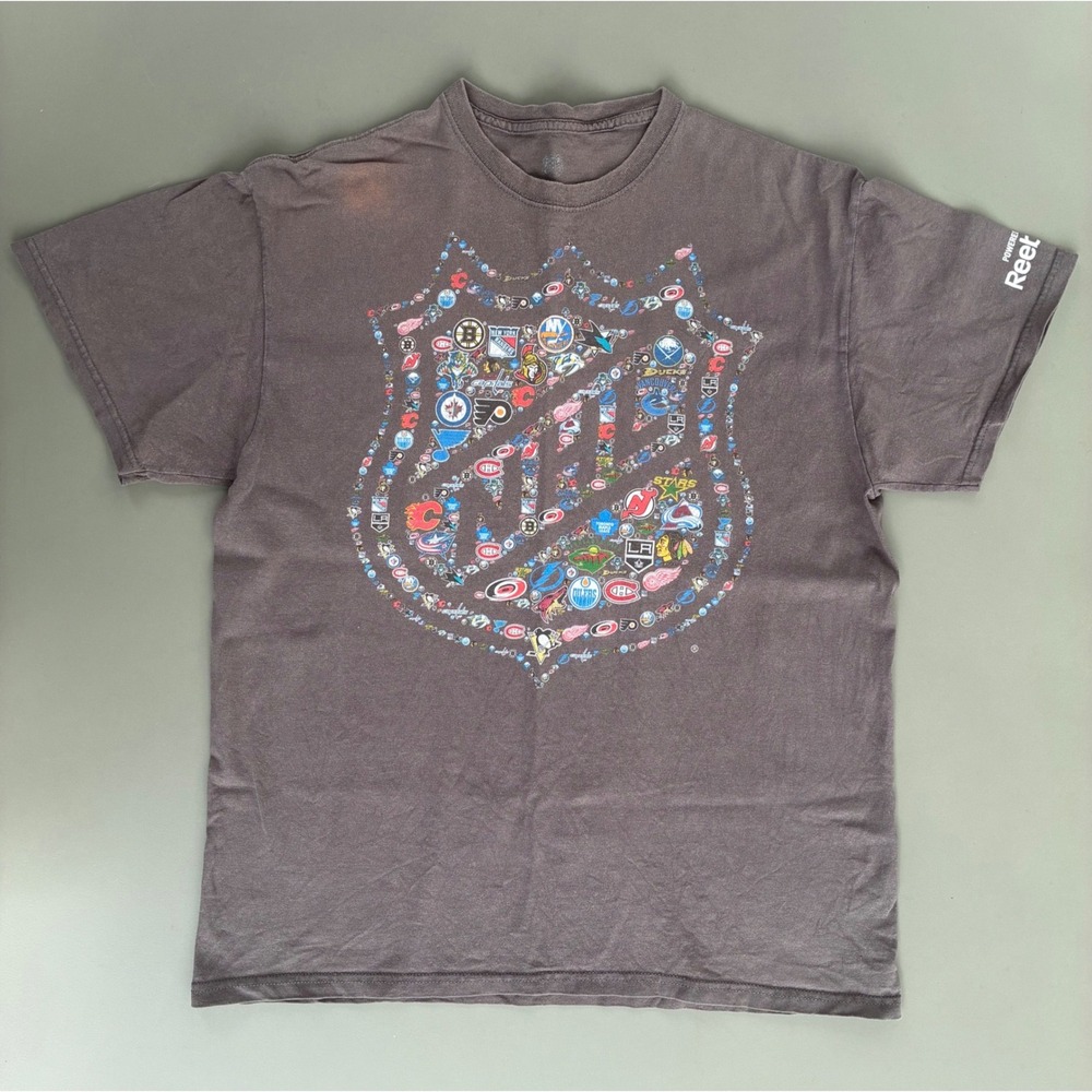 Reebok Vintage NHL Shield All Team Logo Graphic T-Shirt Gray Medium